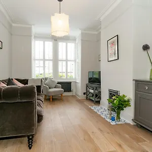 Strawberry Dale Victorian Terrace Holiday home